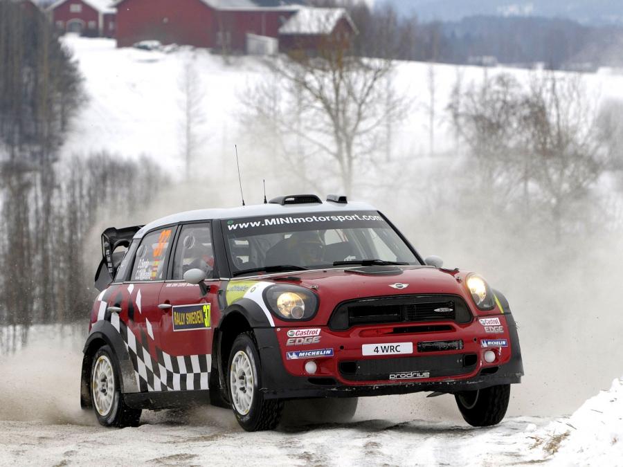  Mini Cooper Countryman JCW WRC 2011 года  (фото 8 из 30)